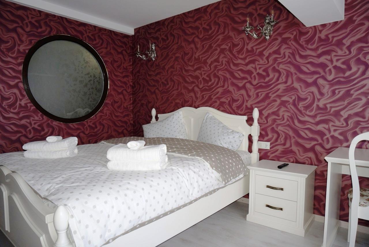 Romantic Boutique Focşani Buitenkant foto