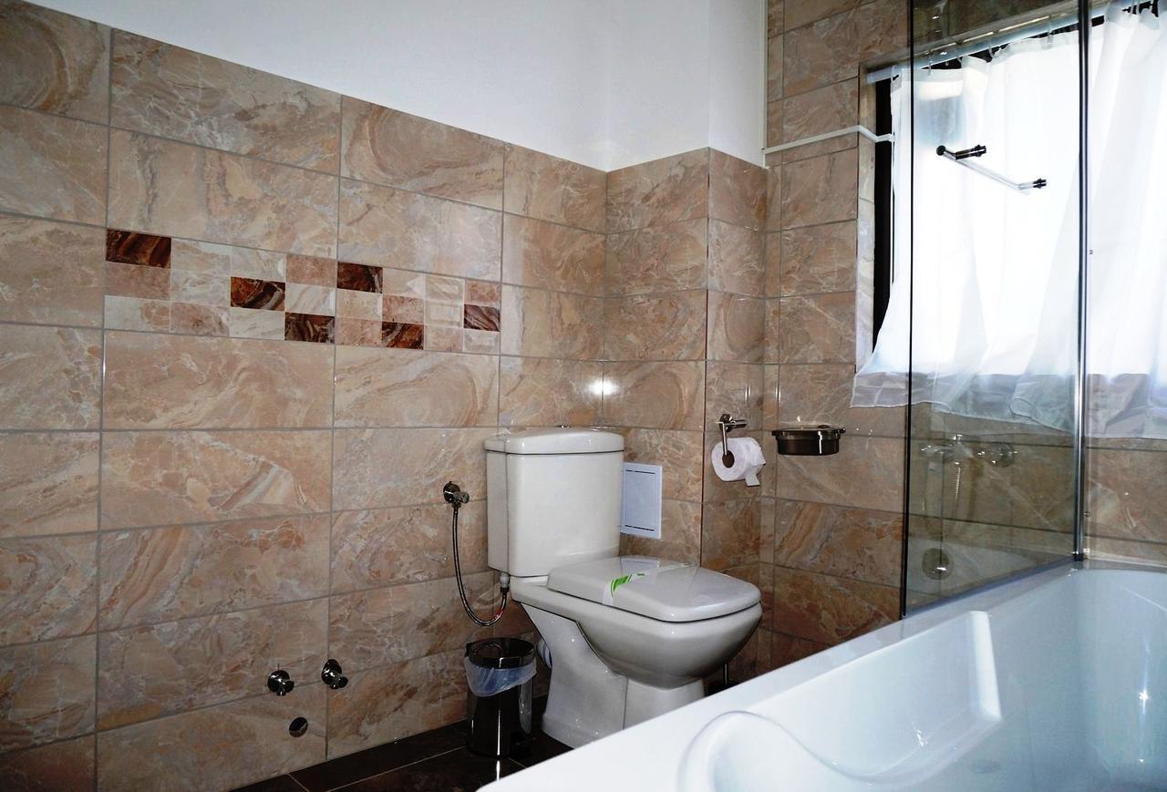 Romantic Boutique Focşani Buitenkant foto